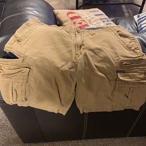 Baige Hurley Cargo shorts